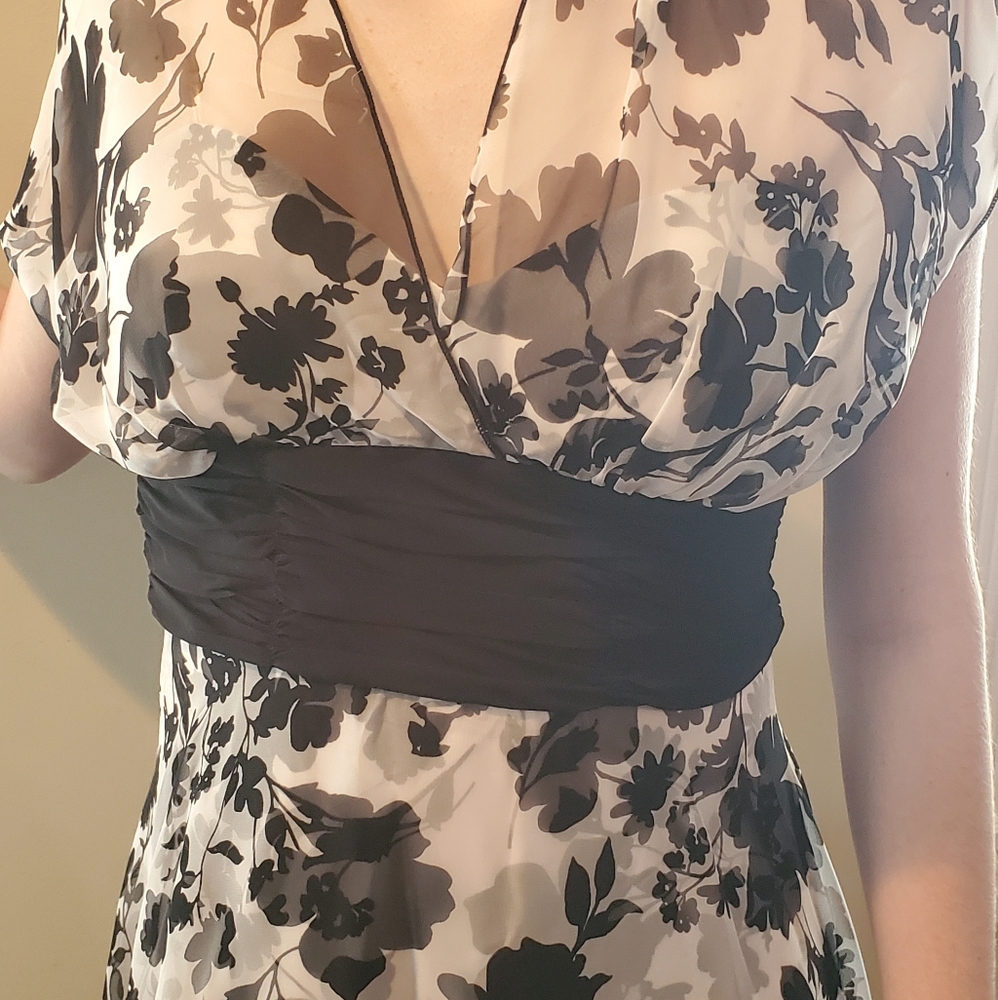 Dressbarn Black and White Dress - Picture 4 of 11